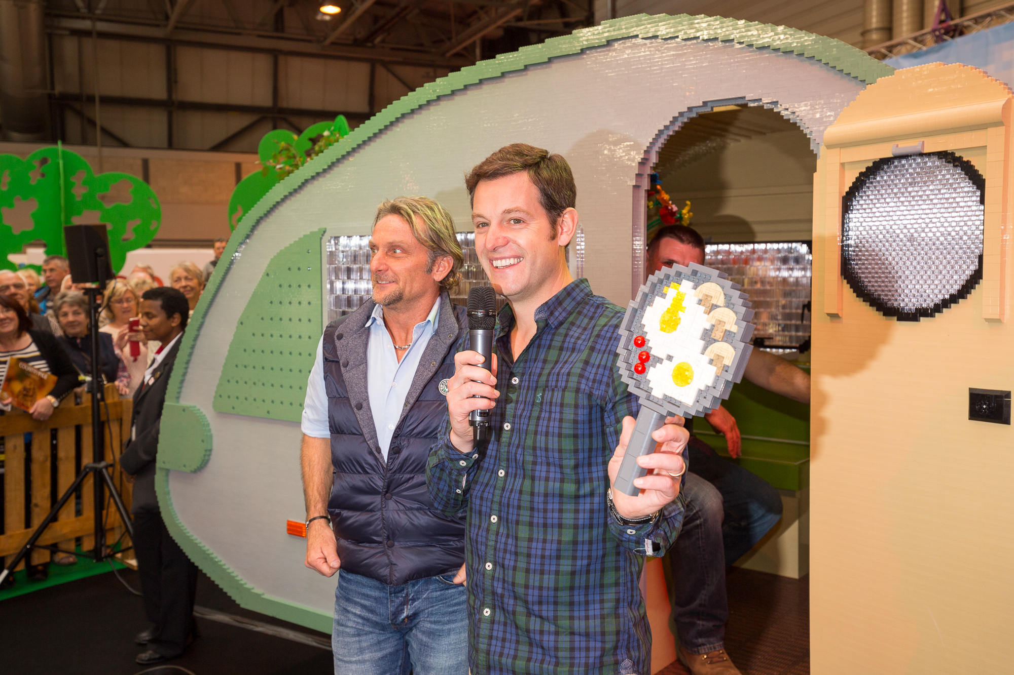 Image Carousel Slide 6